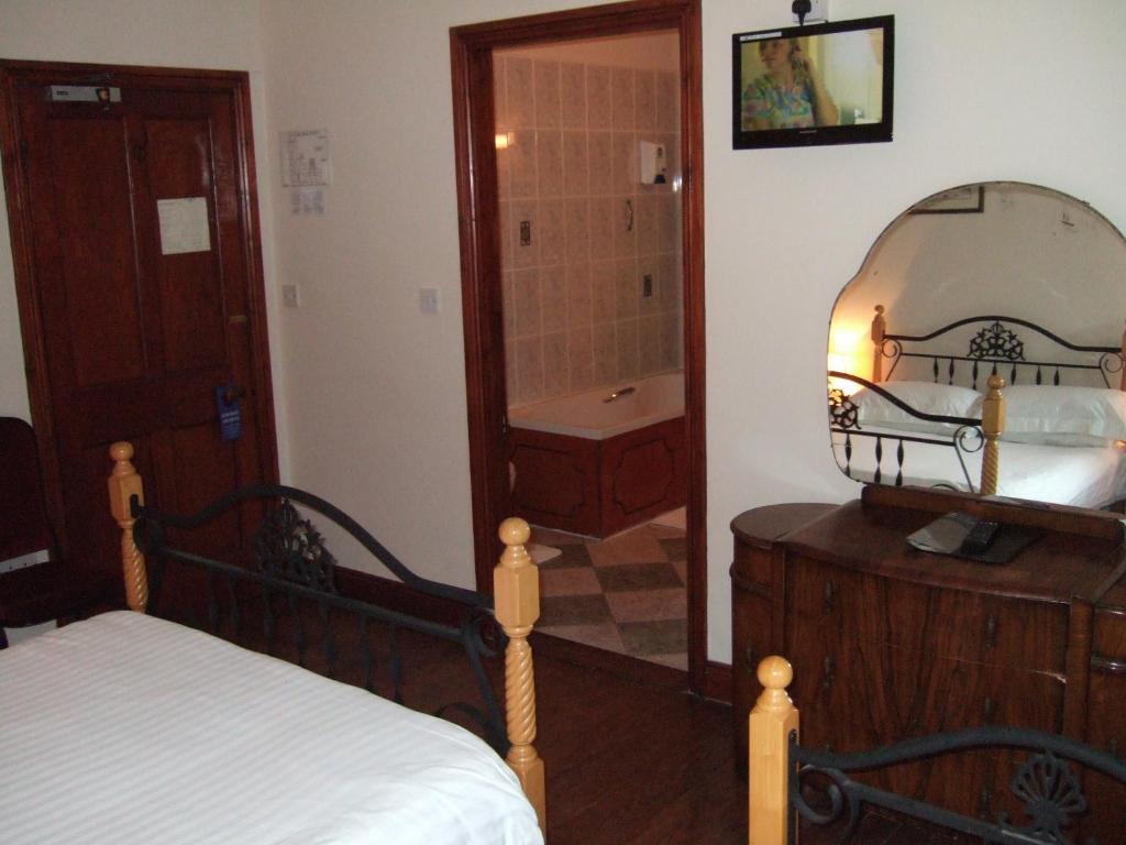 The Pilgrims Rest Hotel (Adults Only) ลิสมอร์ ห้อง รูปภาพ